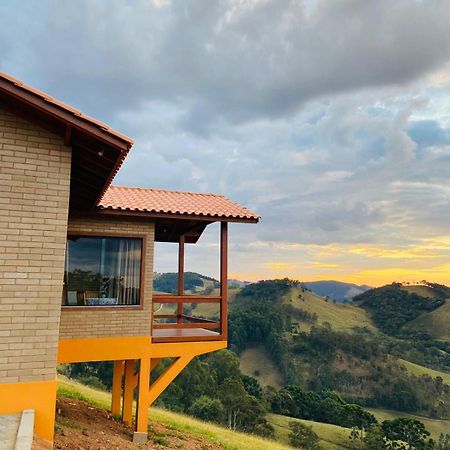 Chales Terras Altas Goncalves Exterior photo